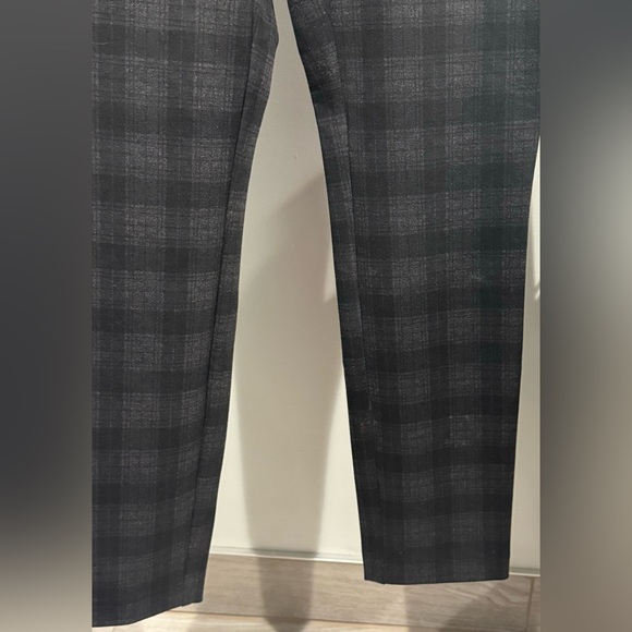 Hilary Radley Black & Gray Plaid Pants Size M - Picture 6 of 16